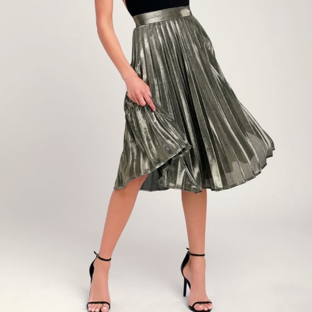 Gold high waisted Pleated Skirt